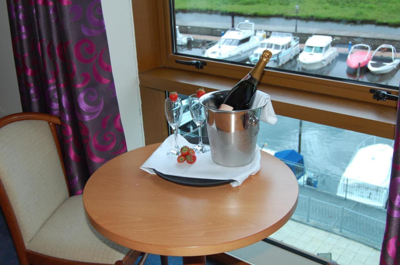 利特里姆码头酒店 Carrick on Shannon 外观 照片