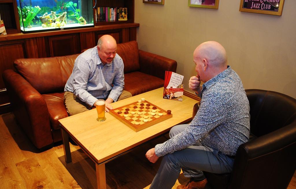 利特里姆码头酒店 Carrick on Shannon 外观 照片