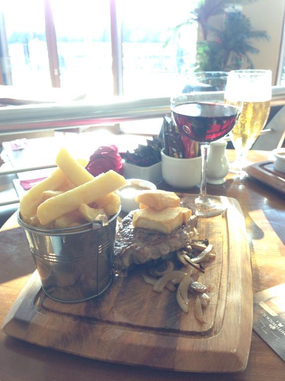 利特里姆码头酒店 Carrick on Shannon 外观 照片
